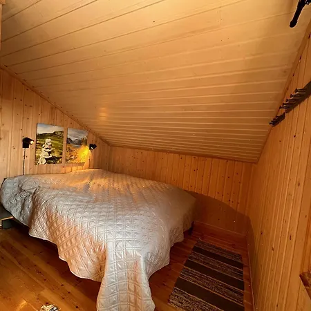 A Peaceful Mountain Retreat *